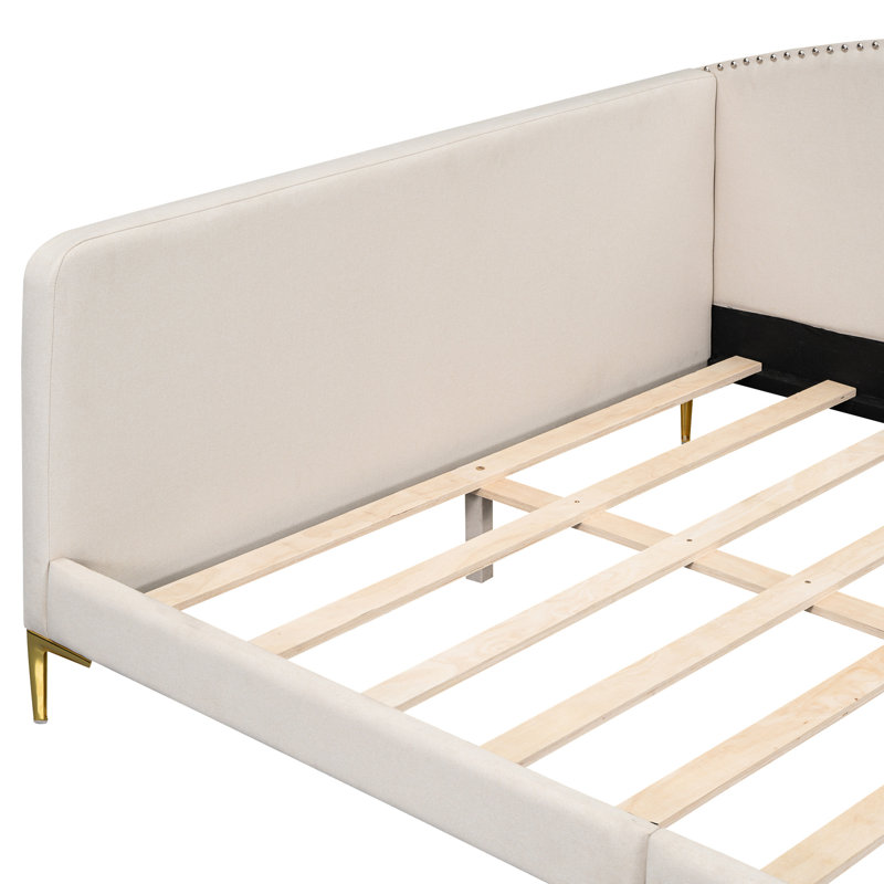 Lit de jour rembourré beige avec tête de lit et accoudoirs, pieds de soutien solides - Simple, confortable, pleine grandeur dans la tête de lit, accoudoir polyvalent