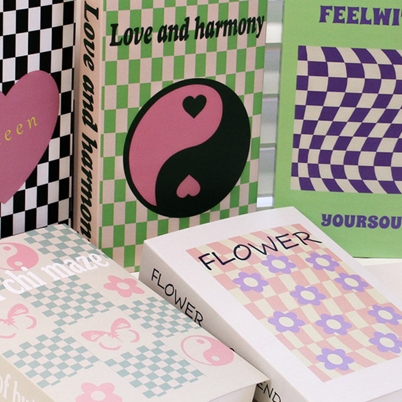 Ensemble de 5 livres décoratifs colorés, faux livres Love and Harmony de style Dopamine pour la maison, le bureau et la photo