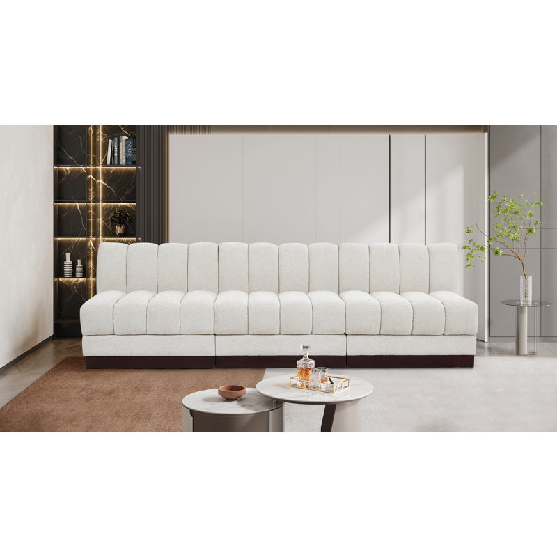 Canapé rembourré 96 po Quinn, Tissu chenille crème