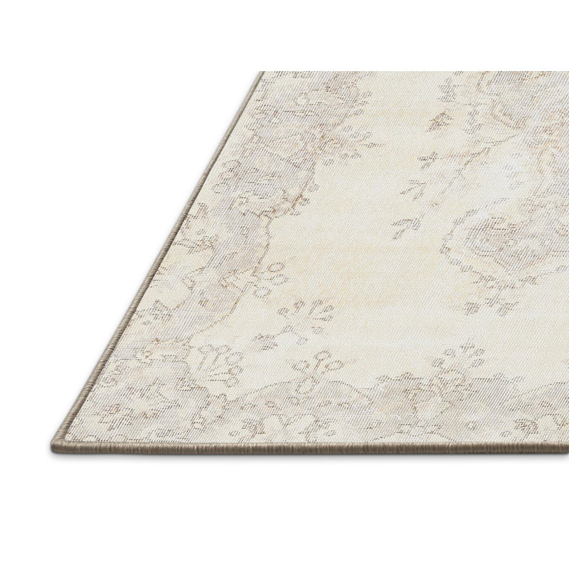 Tapis traditionnel crème / gris Mccluney, Rectangle 3 pi x 5 pi