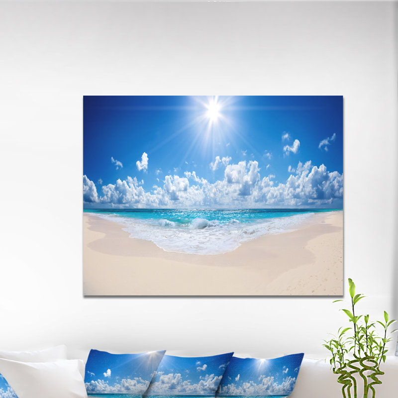 «Beautiful Tropical Beach Panorama», impression, H 28 po x l 60 po x P 1,5 po, Toile tendue