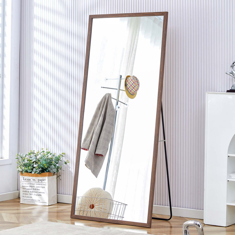 Miroir pleine grandeur en bois massif