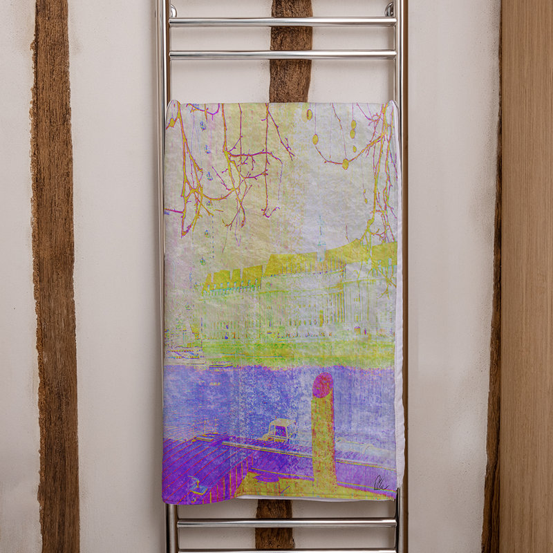 Sylvania Midweight Bath Towel