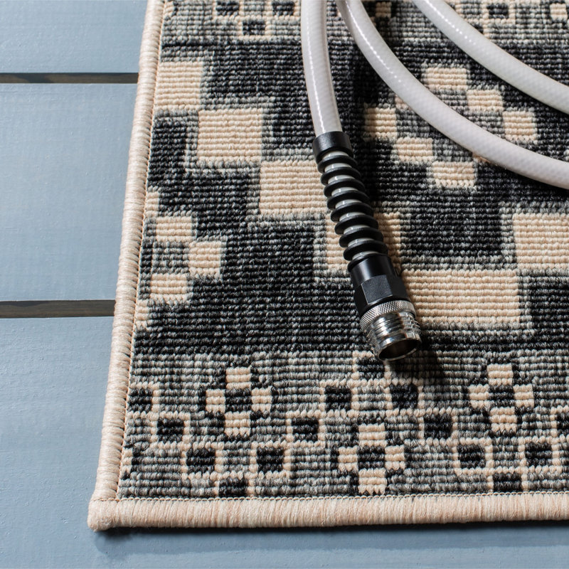 Northpoint Veranda Geometric Indoor/Outdoor Area Rug, Square 6'7"