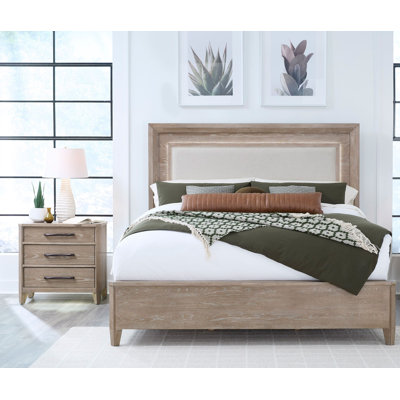 Queen Bed With Dresser And Mirror