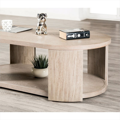 Table basse ovale en bois d'ingénierie avec roulettes et tablette ouverte, finition chêne brun chaud