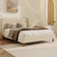 Lit plateforme tapissier moderne en velours beige avec tête de lit à oreilles et pieds en bois de noyer