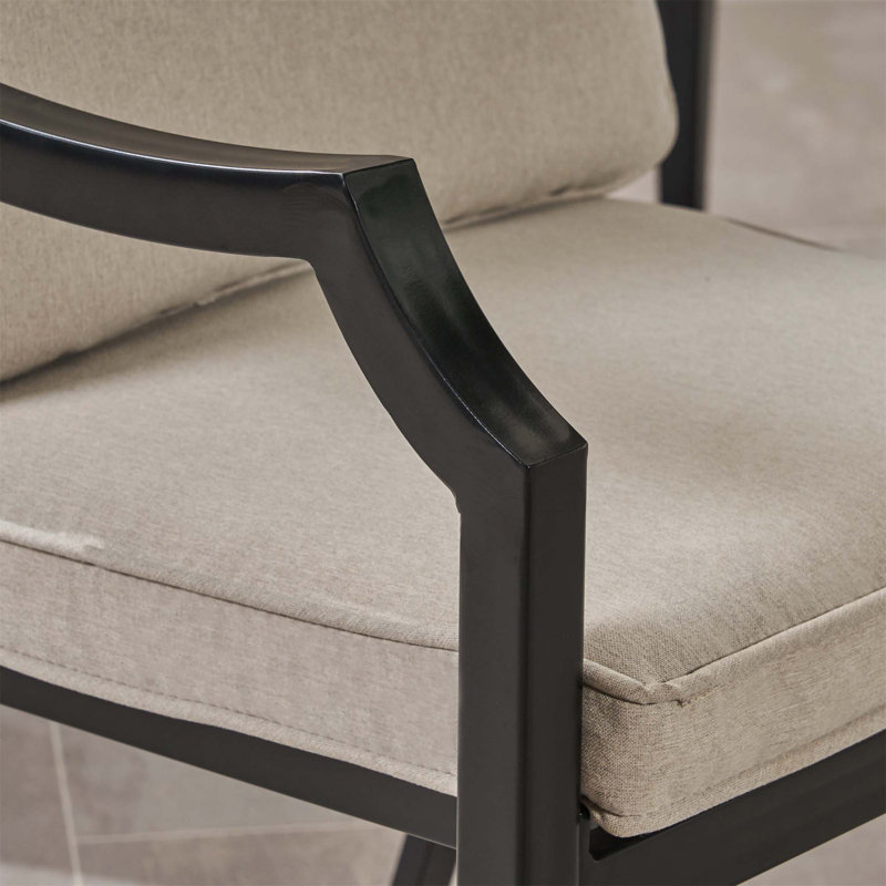 Chaise de salle à manger
