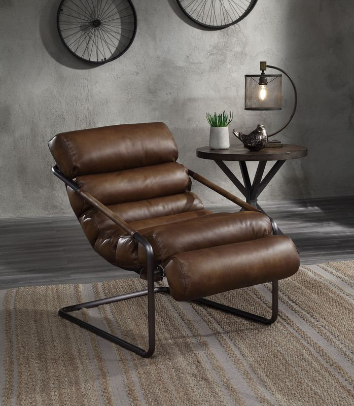 ACCENT CHAIR