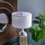 Lampe de table ronde avec abat-jour en tissu blanc
