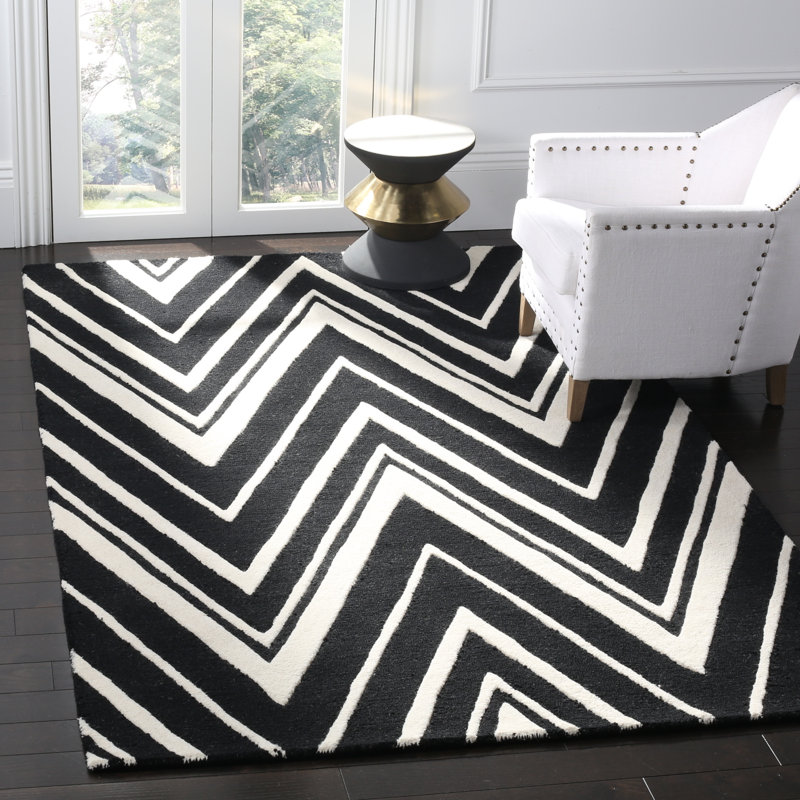 Sanyla Hand Tufted Wool Chevron Rug, Rectangle 5' x 8'