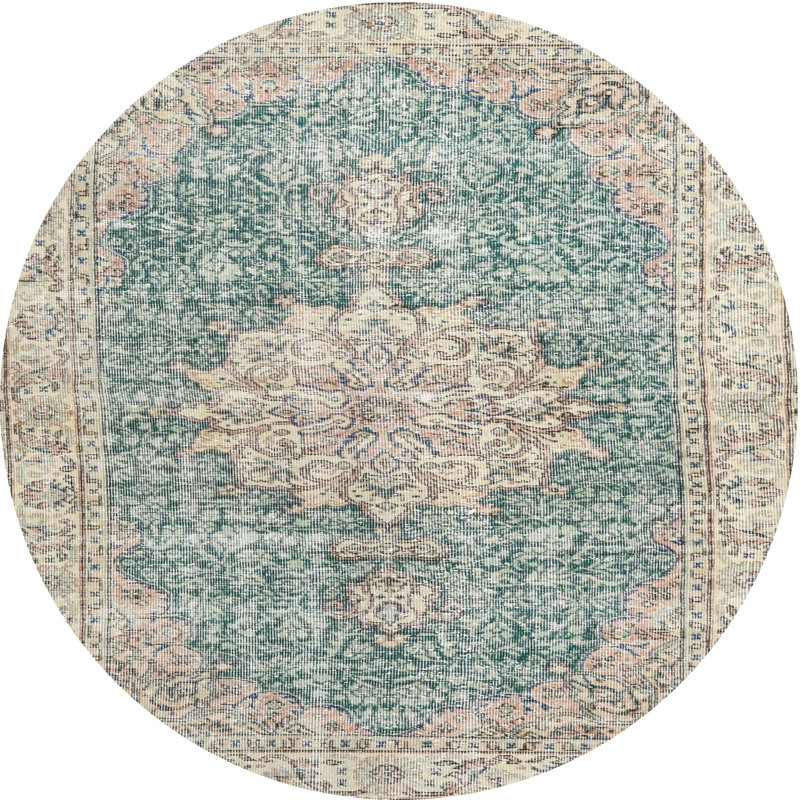 Clestine Oriental Indoor Rug, Round 5'