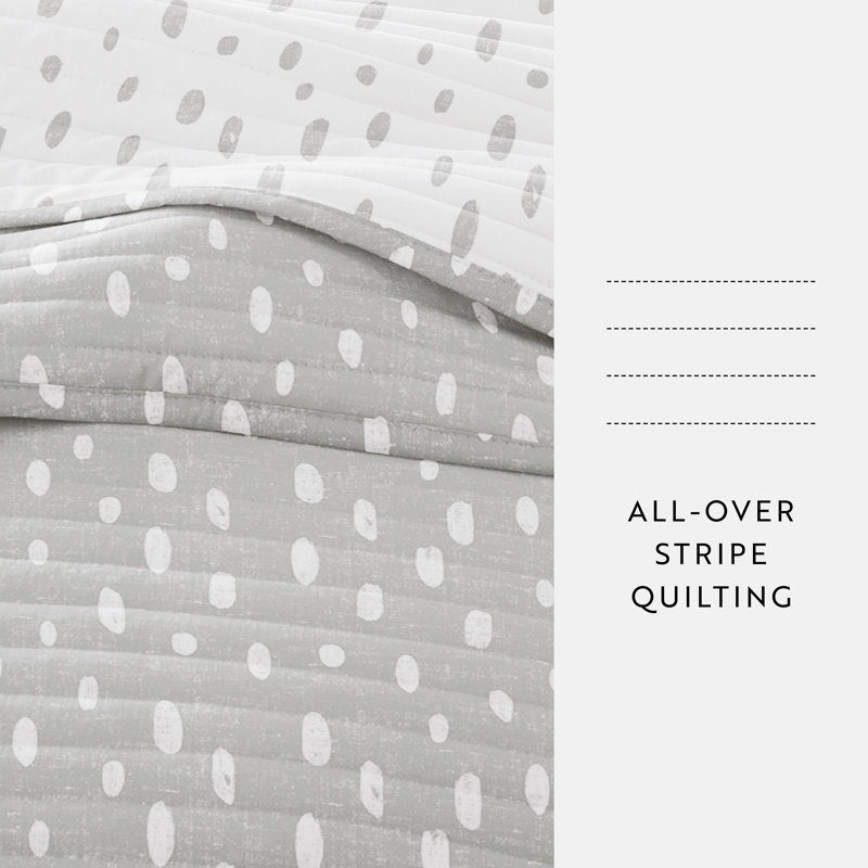 Light Gray Reversible Microfiber Full Quilt Set with Painted Dots