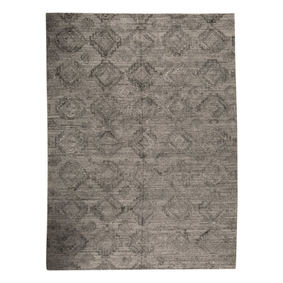 Geometric Area Rug in Gray