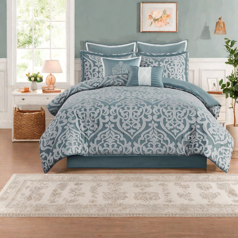 Luxurious Jacquard Bedding Sets, Polyester Comforter Aqua Silver, Elegant Year-round Home Decor