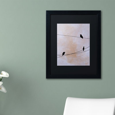 «Bird on Wire White» par Waldos, impression sur toile encadrée