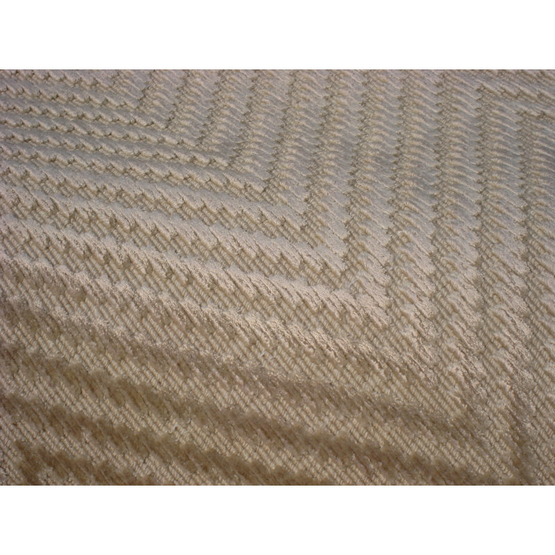 Honeycomb Chevron Area Rug in Beige, Rectangle 14' x 18'
