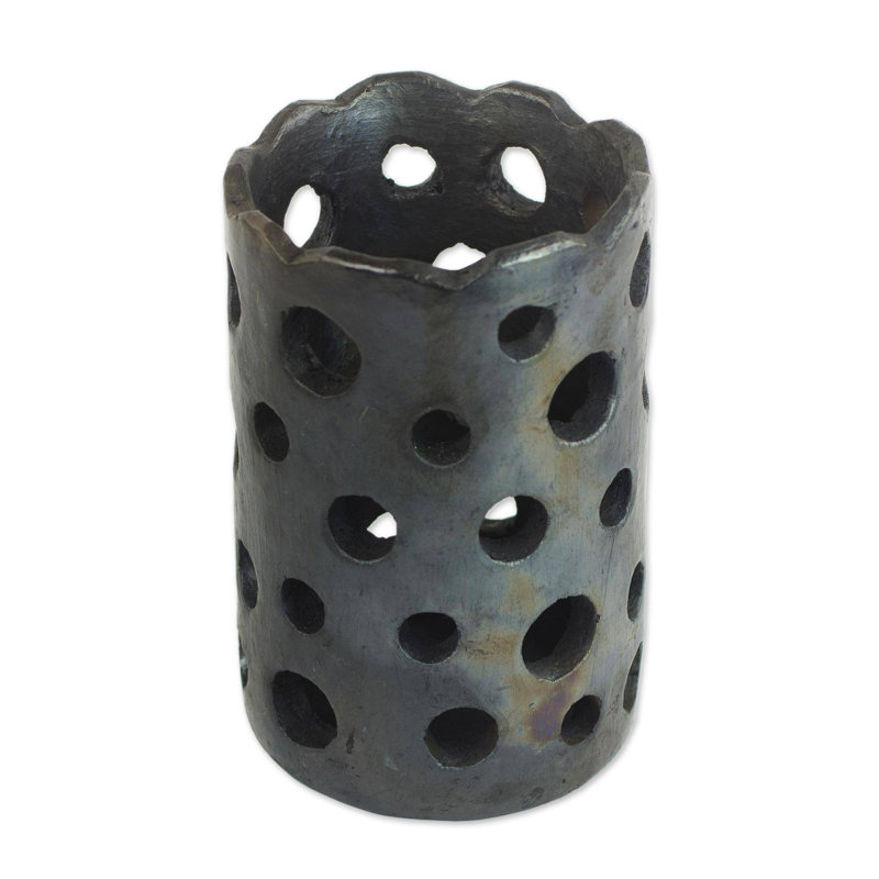 Vase de table en céramique Holey