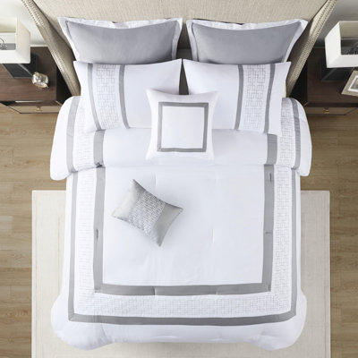 Édredon pour grand lit 8 pièces - Détails brodés Édredon de style transitionnel blanc / gris