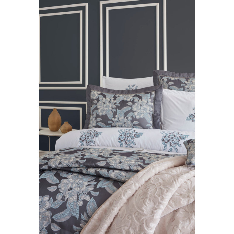 Polyester Damask Duvet Cover Set
