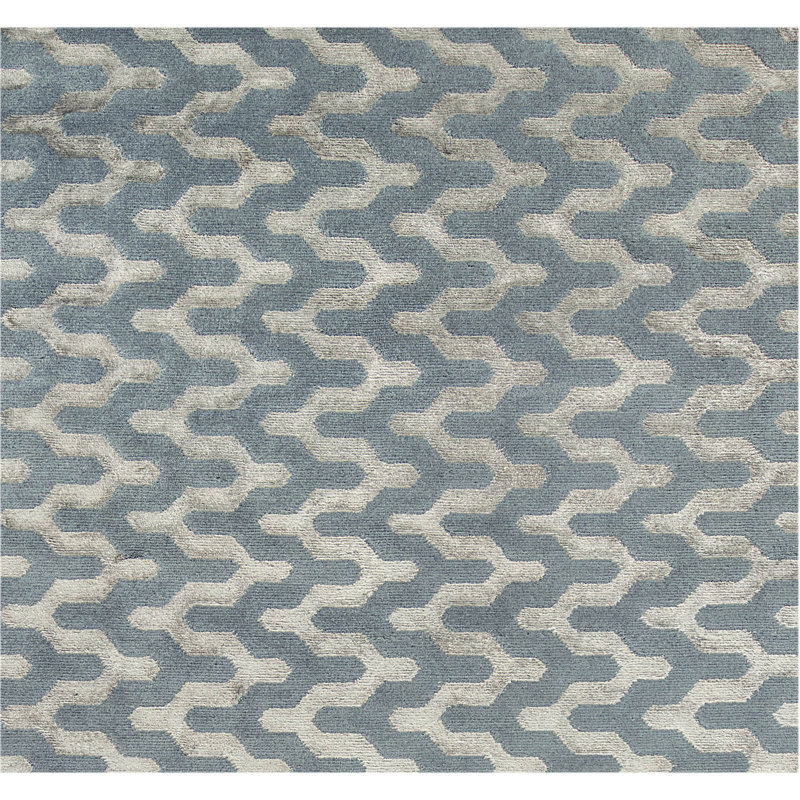 Hand Knotted Area Rug in Blue Amd Ivory, Rectangle 6' x 9'