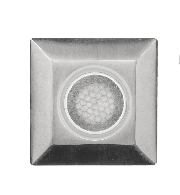 Puits en métal à basse tension, Acier inoxydable