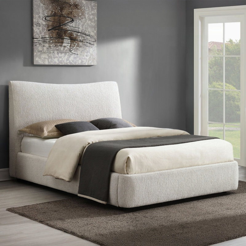 Lit plateforme, lit tapissier, Grand lit