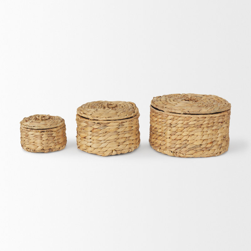Dovecove Seagrass Decorative Basket