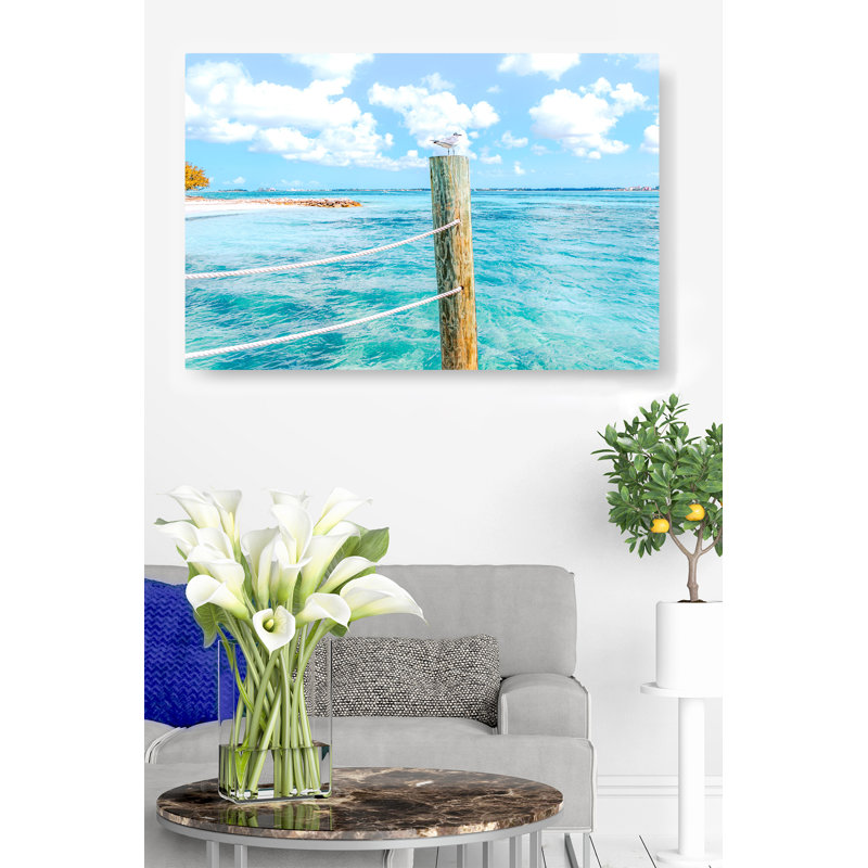 Mccutchen Bird on a Post - Crystal Blue Caribbean View from Pier - reproduction de photo sur toile tendue