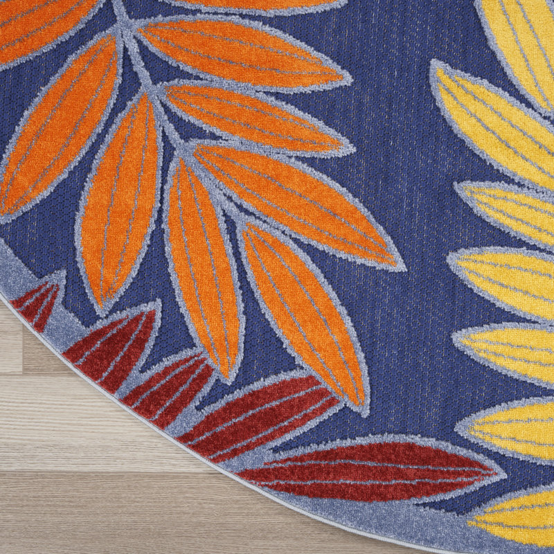 Isalia Floral Indoor/Outdoor Area Rug, Round 7'10"