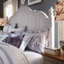 Ensemble de chambre avec grand lit et deux tables de chevet Harlowe-651186826
