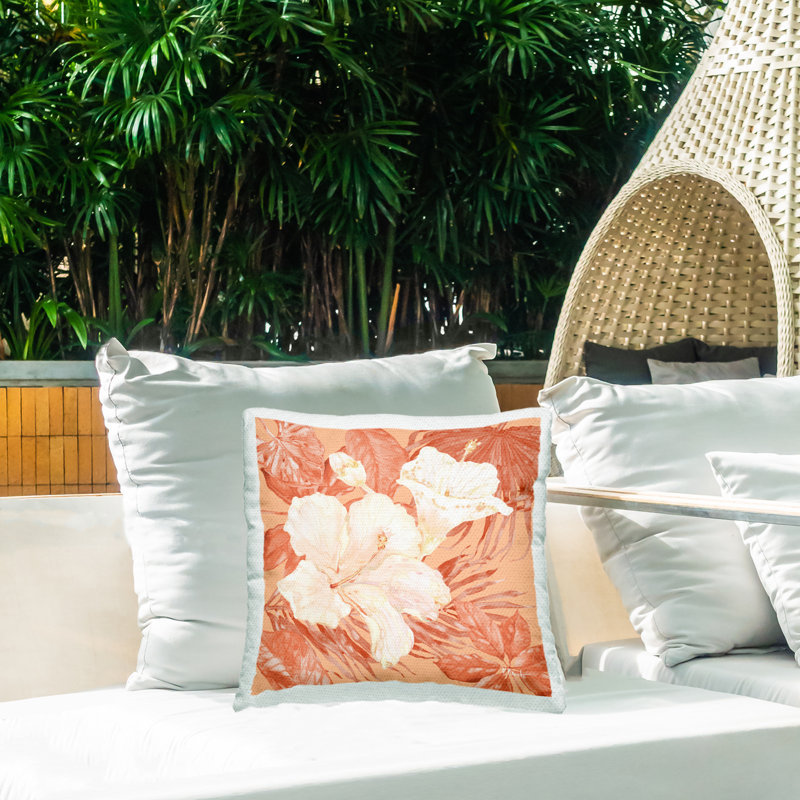Coussin d'extérieur imprimé hibiscus et feuilles par Paul Brent