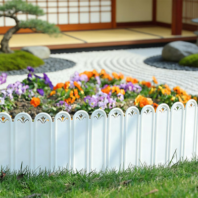 White Plastic Garden Border Fencing 15 x 20 cm Decorative Outdoor Garden Fence Panels 5 Pack