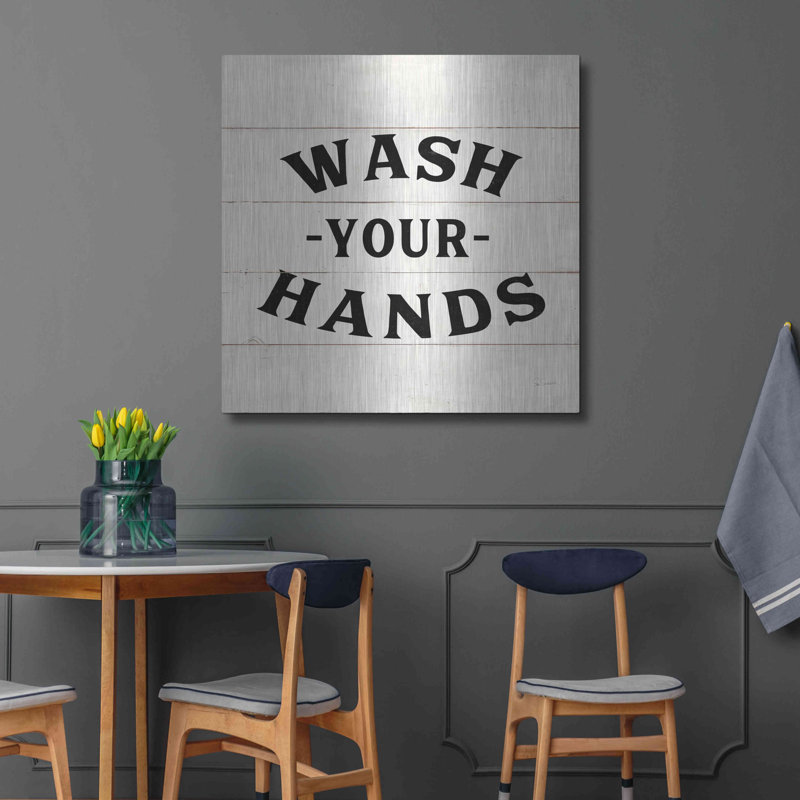 «Shiplap Bath IV Less Distress» par Sue Schlabach, art mural en métal, H 36 po x l 36 po