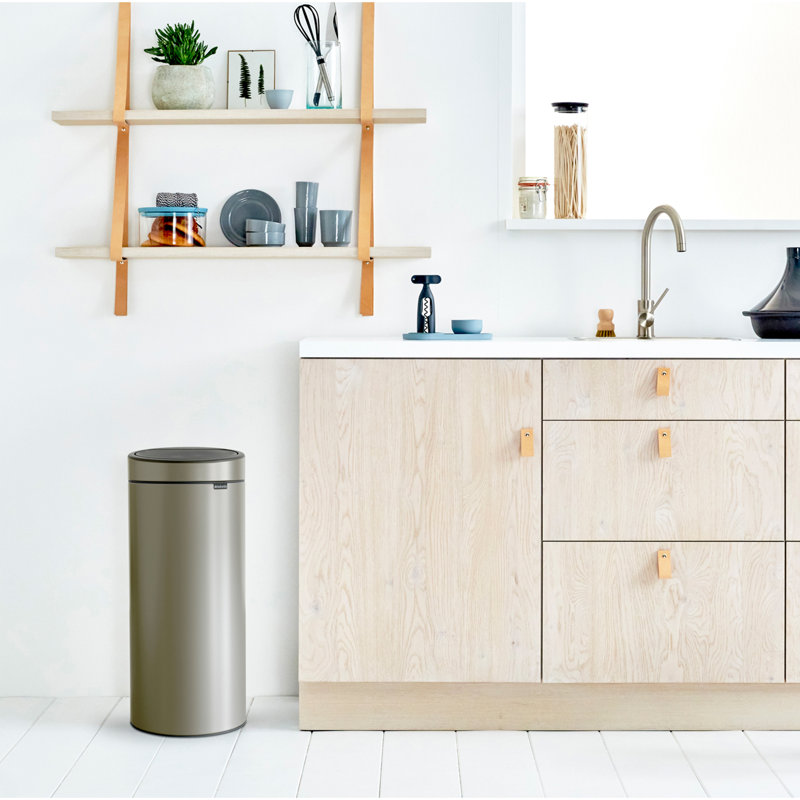 Brabantia 30 Litre Touch Bin, Platinum