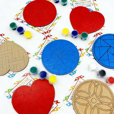 Cadeaux de la Saint-Valentin pour les enfants - 28 cartes de la Saint-Valentin avec fournitures artistiques - Coffret de peinture de mosaïque en forme de cœur de grange - pour écoliers, garçons, filles, cadeaux de Noël