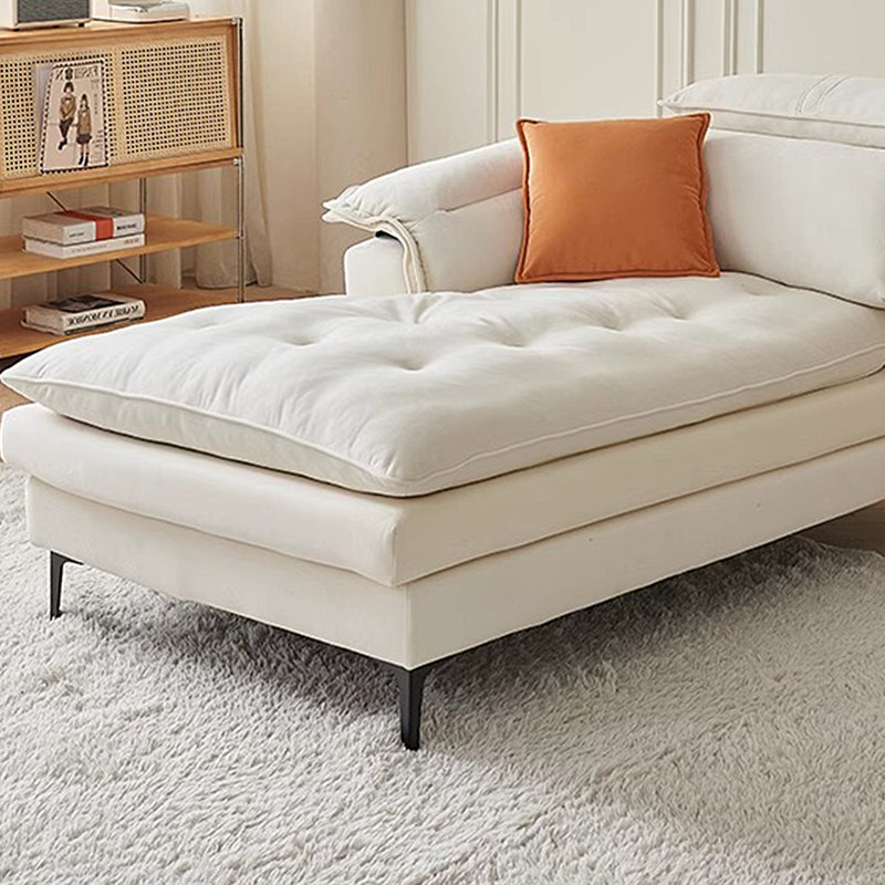 Chaise de luxe en matériaux de haute qualité, Accoudoir à droite (vu de face)