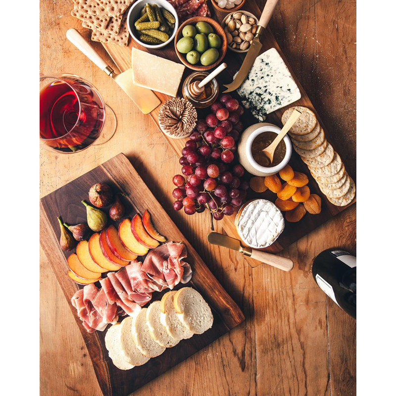 Walnut Wood Cutting Board, Medium: 15"