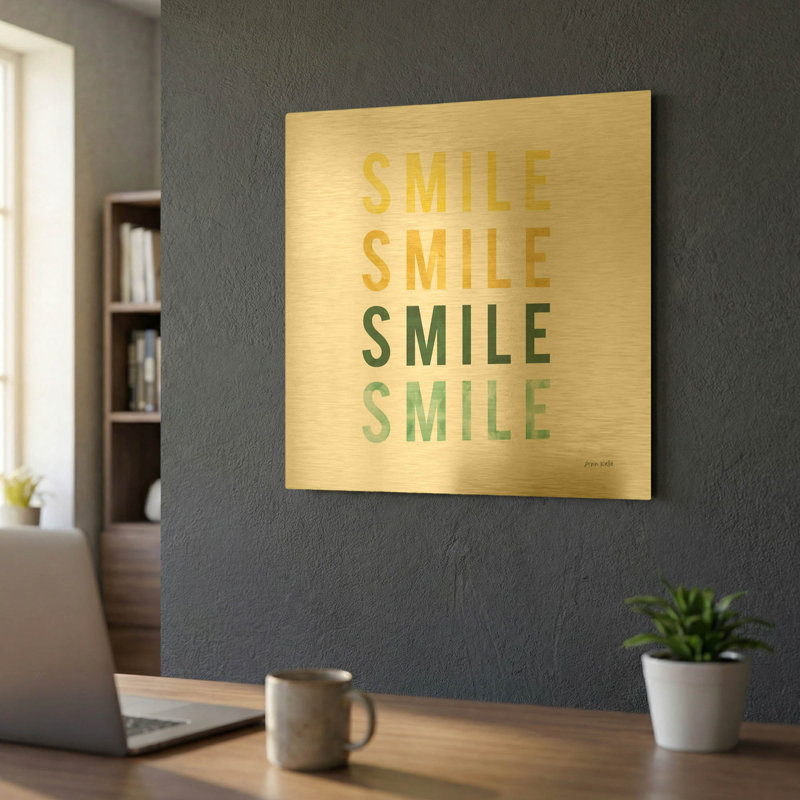 «Smile Smile» par Ann Kelle, art mural en métal doré, 24 po x 24 po, 24 po x 24 po