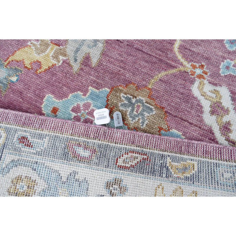 Oriental Area Rug in Ivory, Rectangle 8' x 10'
