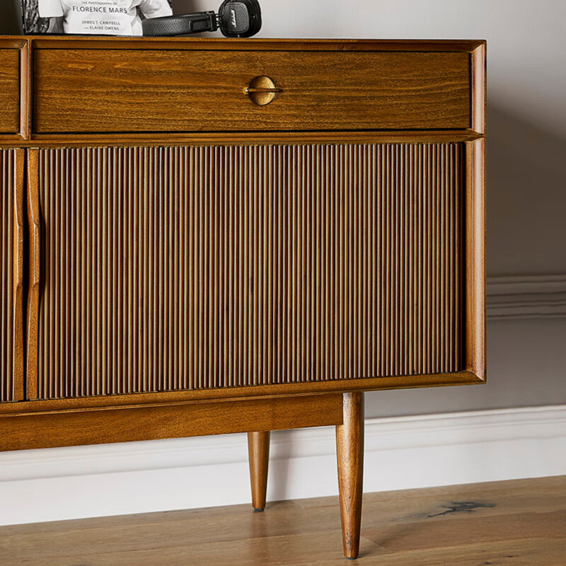 Classical Line Sideboard, Brown
