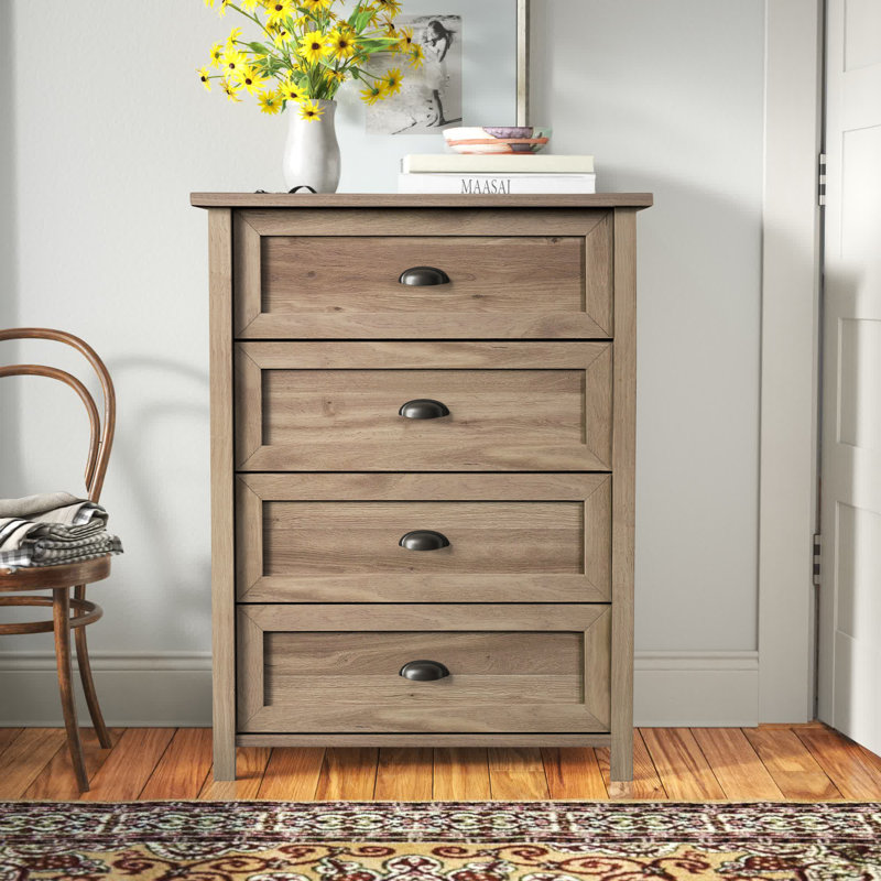 Willams 32.205'' W 4 - Drawer Dresser, Natural