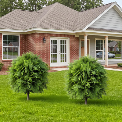 2Pcs Artificial Topiary Ball Tree, UV Resistant Artificial Outdoor Shrubs with Ground Stakes,Decorative Evergreen Fake Topiary Bushes Plant for Indoor Outdoor Patio Garden Yard Home Decor