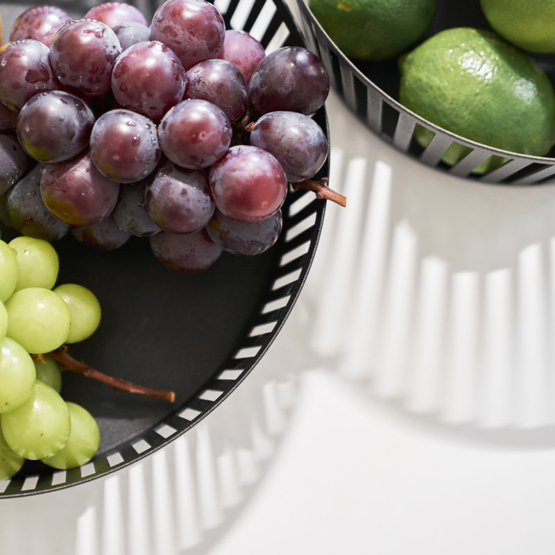 Wide White Steel Minimalist Round Fruit Basket