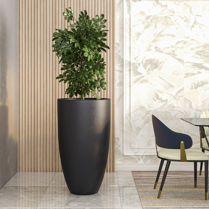 Pot à fleurs Roshini, H 39,4 po x l 21,3 po x P 21,3 po, Noir