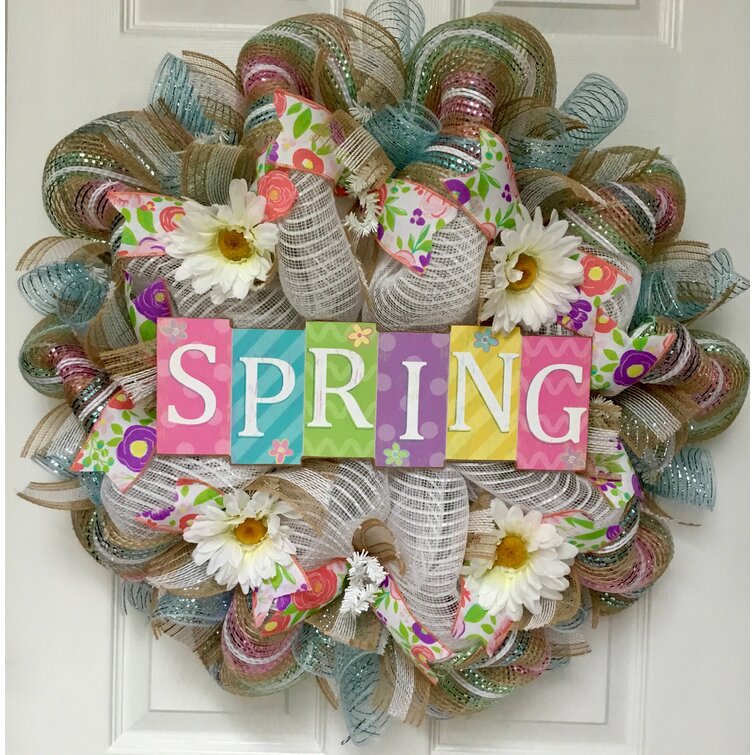 Rosalind Wheeler Pastel Spring Wreath with Daisies