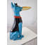 Statue de chien en résine Feda Happy Hostess avec finition bleue et noire Taille: 19 po x 9 po x H 28 po