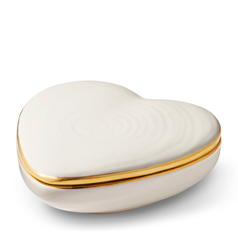 Handmade White Ceramic Heart-Shaped Decorative Box with Gold Detailing