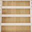 Lit simple au sol à structure en bois avec clôture sans porte-436511657