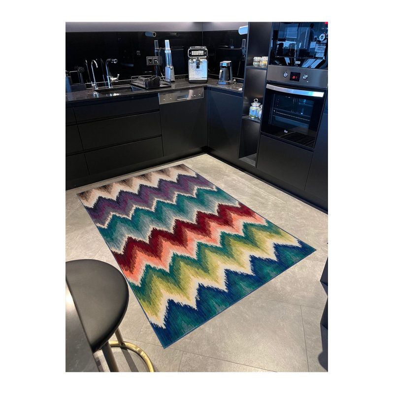 Tapis multicolore à motif zigzag lavable, Sous-tapis rectangulaire 4 pi 7 po x 6 pi 7 po inc